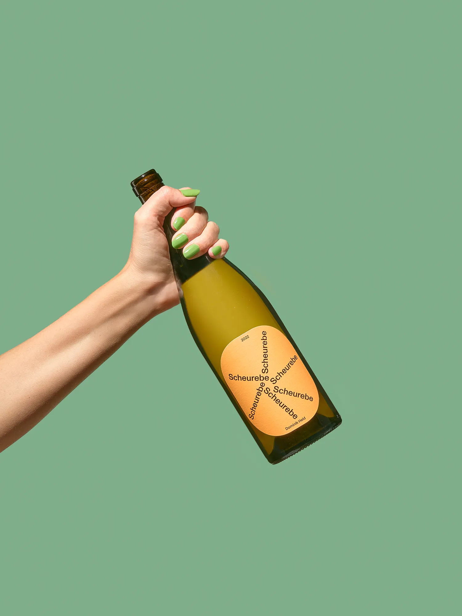 Wine bottle shot for e-commerce
